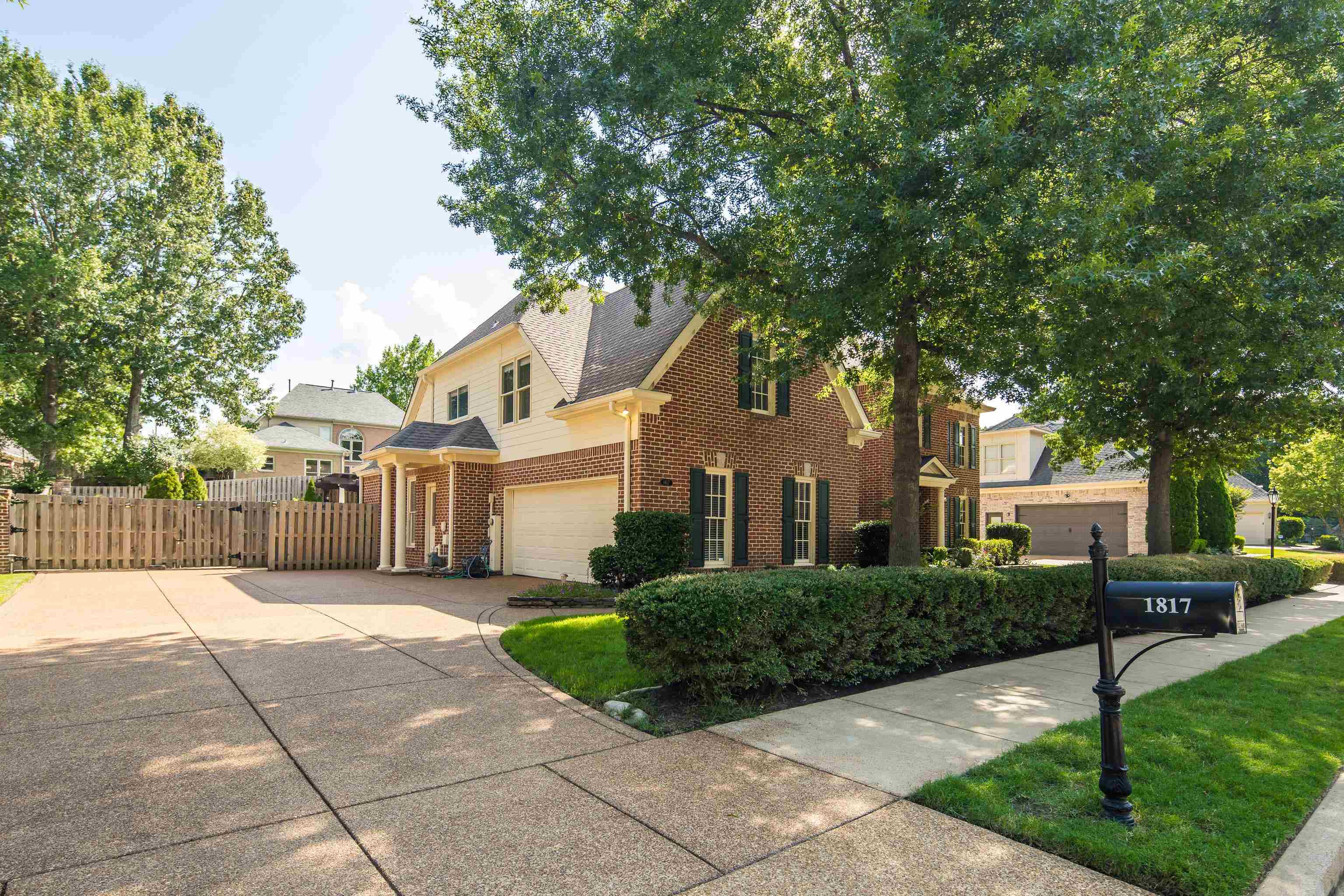 1817 Liles Lane Collierville, TN 38017 - Photo 3 of 40