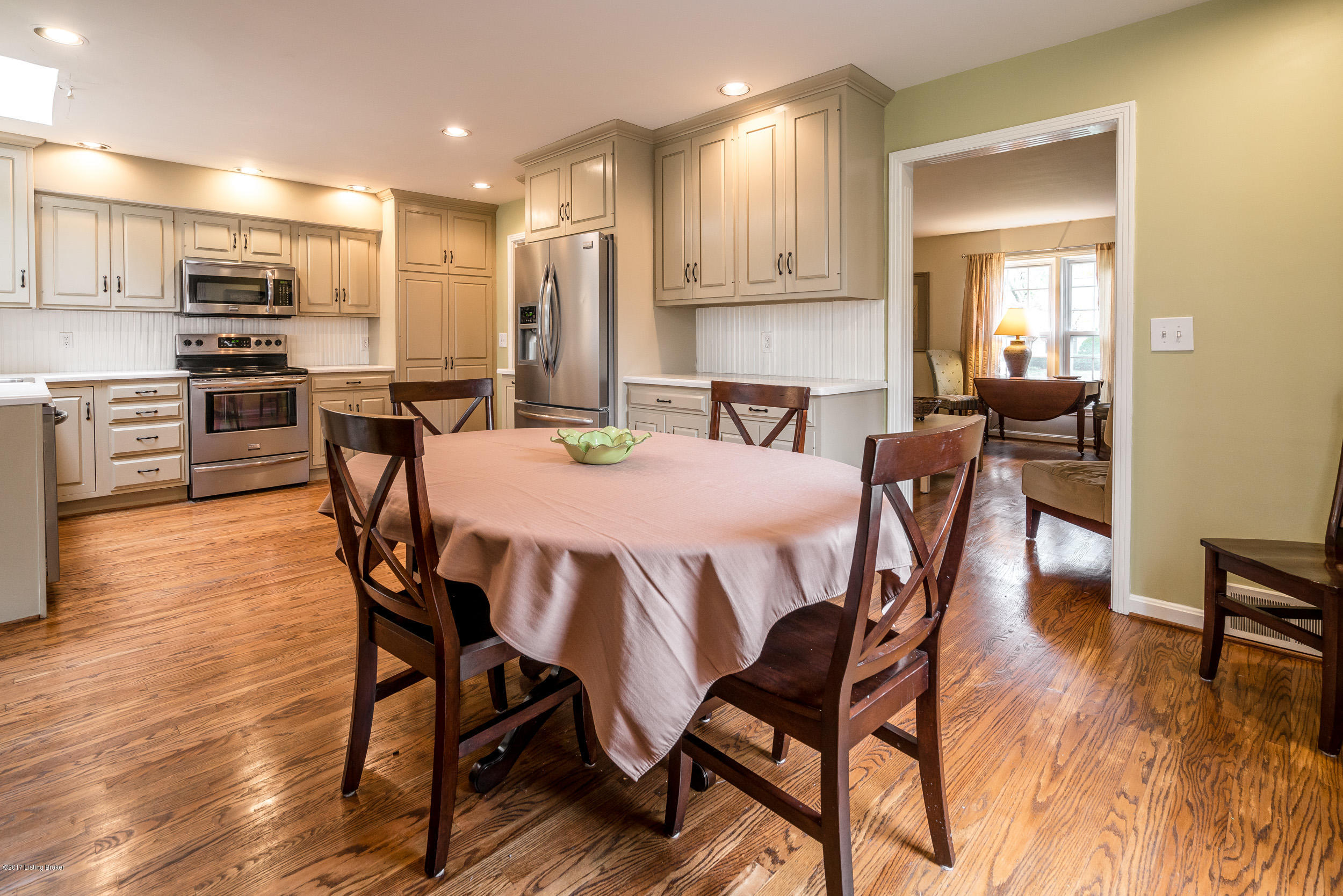 4618 Beaver Road Louisville, KY 40207 - Photo 13 of 44 13 Dining Area