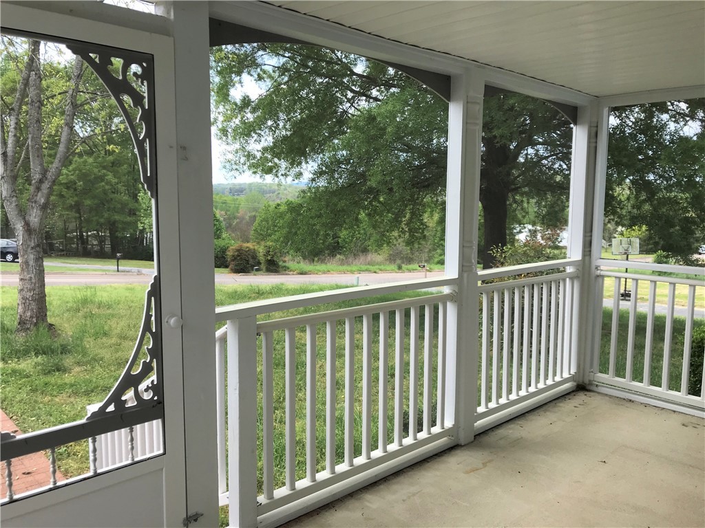 300 Thornbury Ridge Easley, SC 29640 - Photo 3 of 22