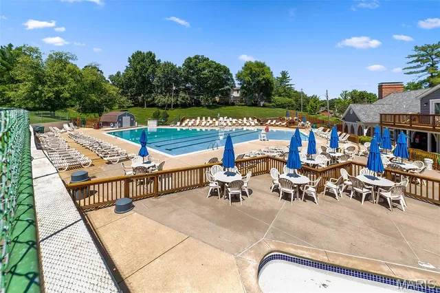 $189,000 | 1509 Swallow Drive, St. Louis, MO 63144