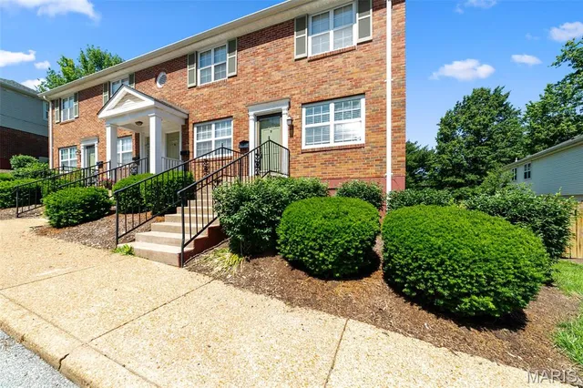 $189,000 | 1509 Swallow Drive, St. Louis, MO 63144