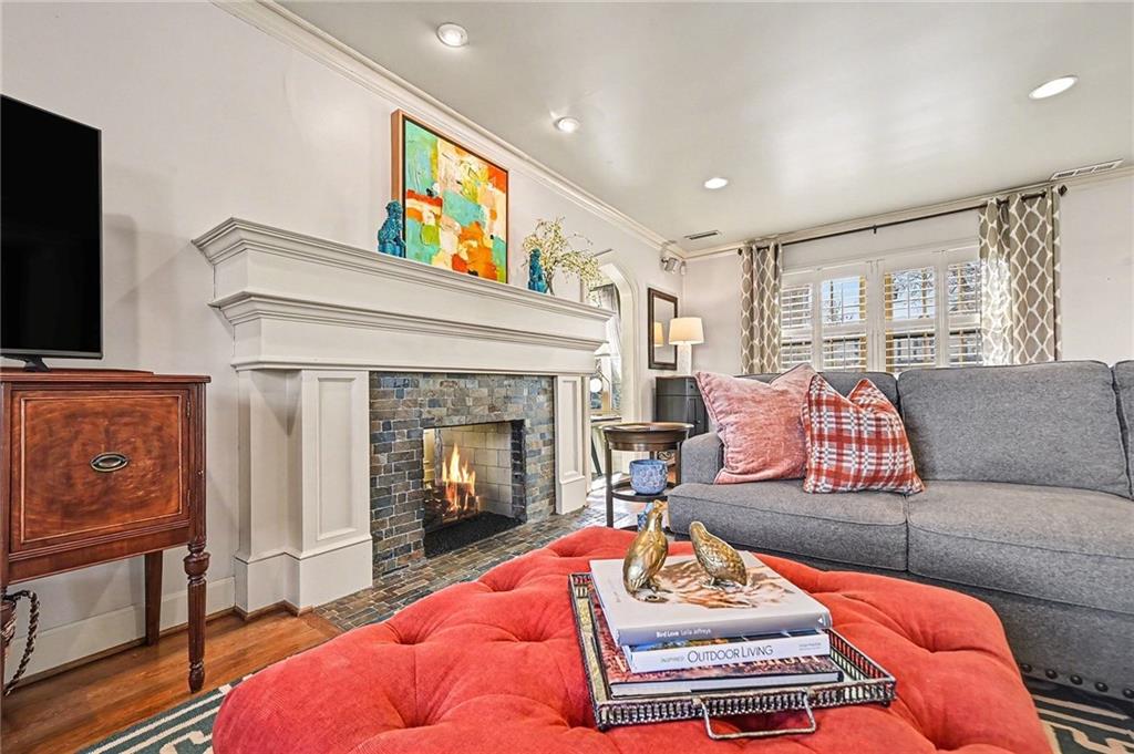 624 West 70th Terrace Kansas City, MO 64113 - Photo 12 of 45