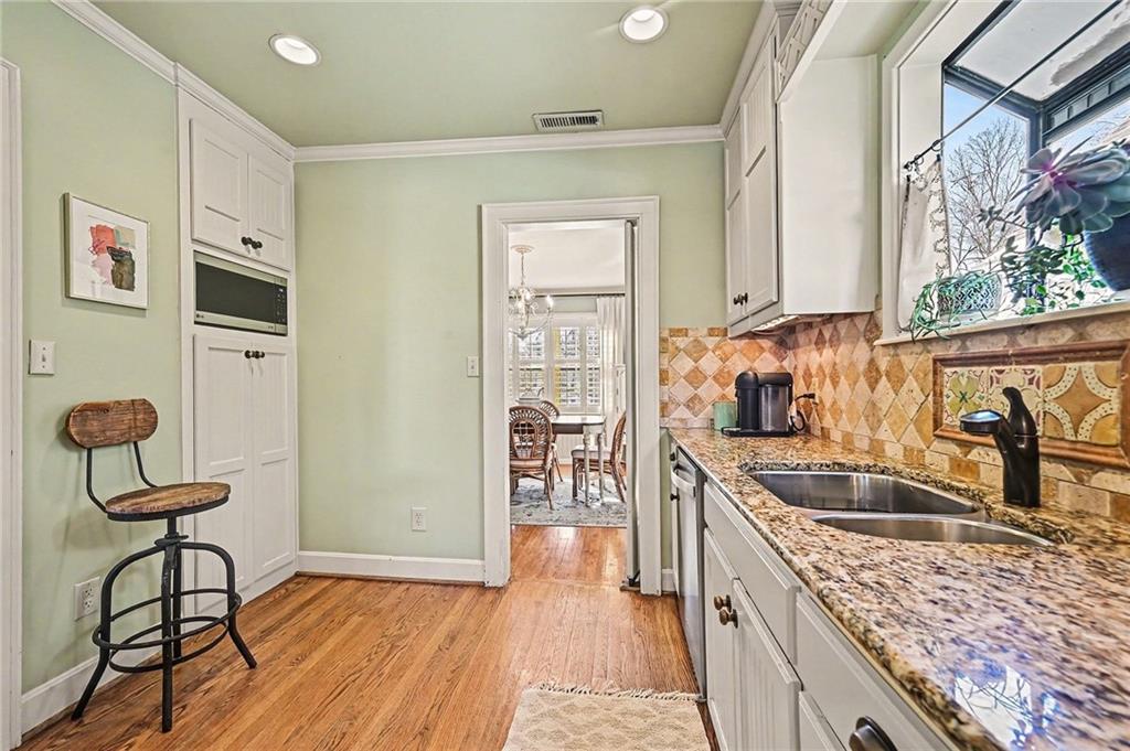 624 West 70th Terrace Kansas City, MO 64113 - Photo 15 of 45