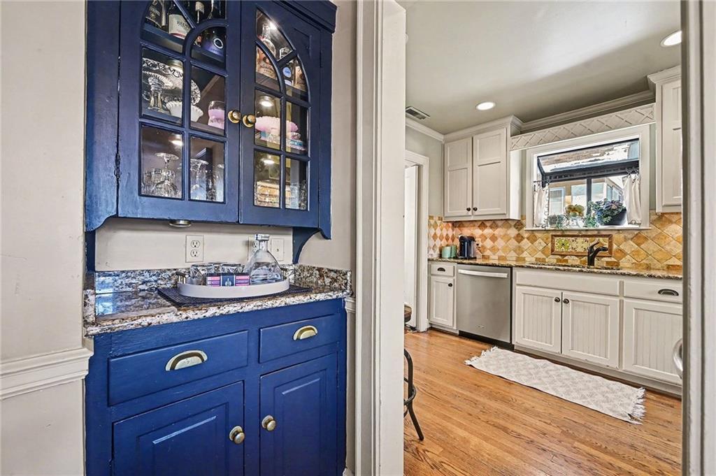 624 West 70th Terrace Kansas City, MO 64113 - Photo 18 of 45