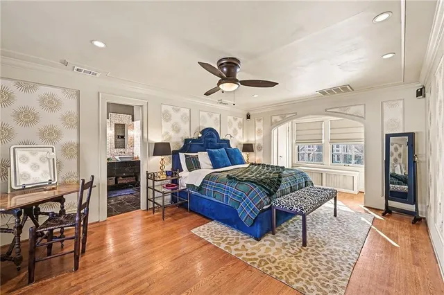 $685,000 | 624 West 70th Terrace, Kansas City, MO 64113