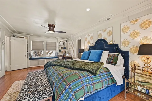 $685,000 | 624 West 70th Terrace, Kansas City, MO 64113