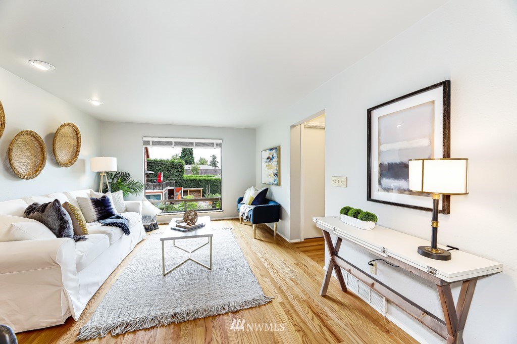 5422 Southwest Angeline Street Seattle, WA 98116 - Photo 15 of 36 Gallery Image 15