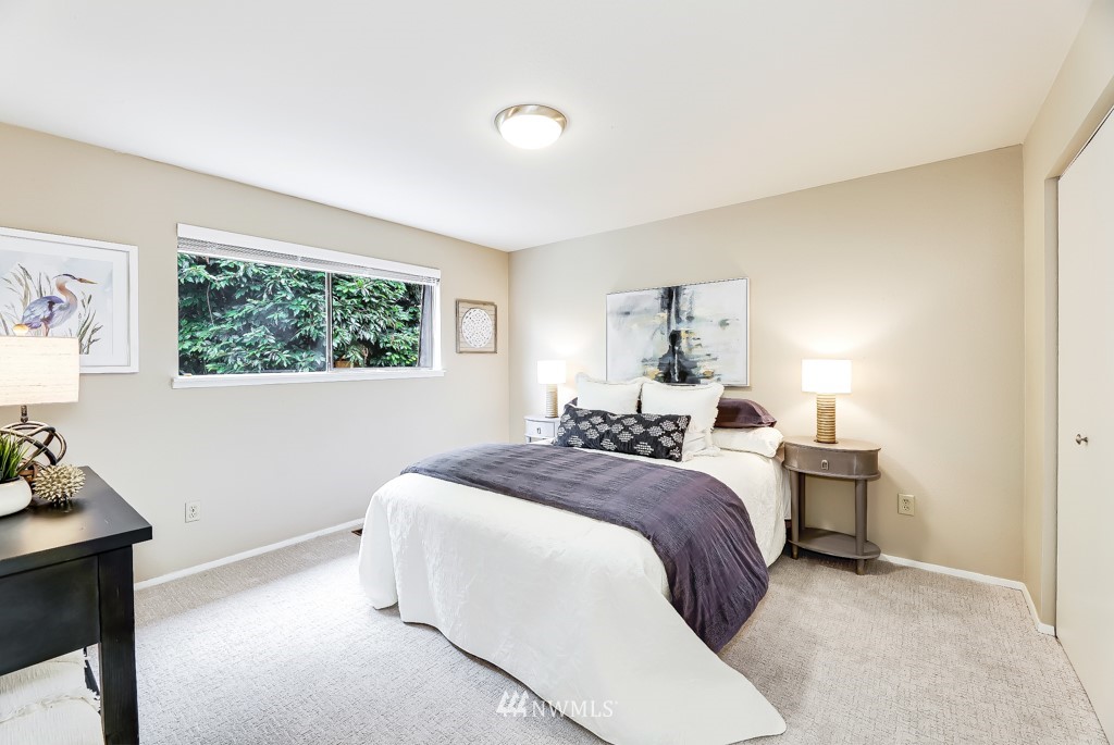 5422 Southwest Angeline Street Seattle, WA 98116 - Photo 22 of 36 Gallery Image 22