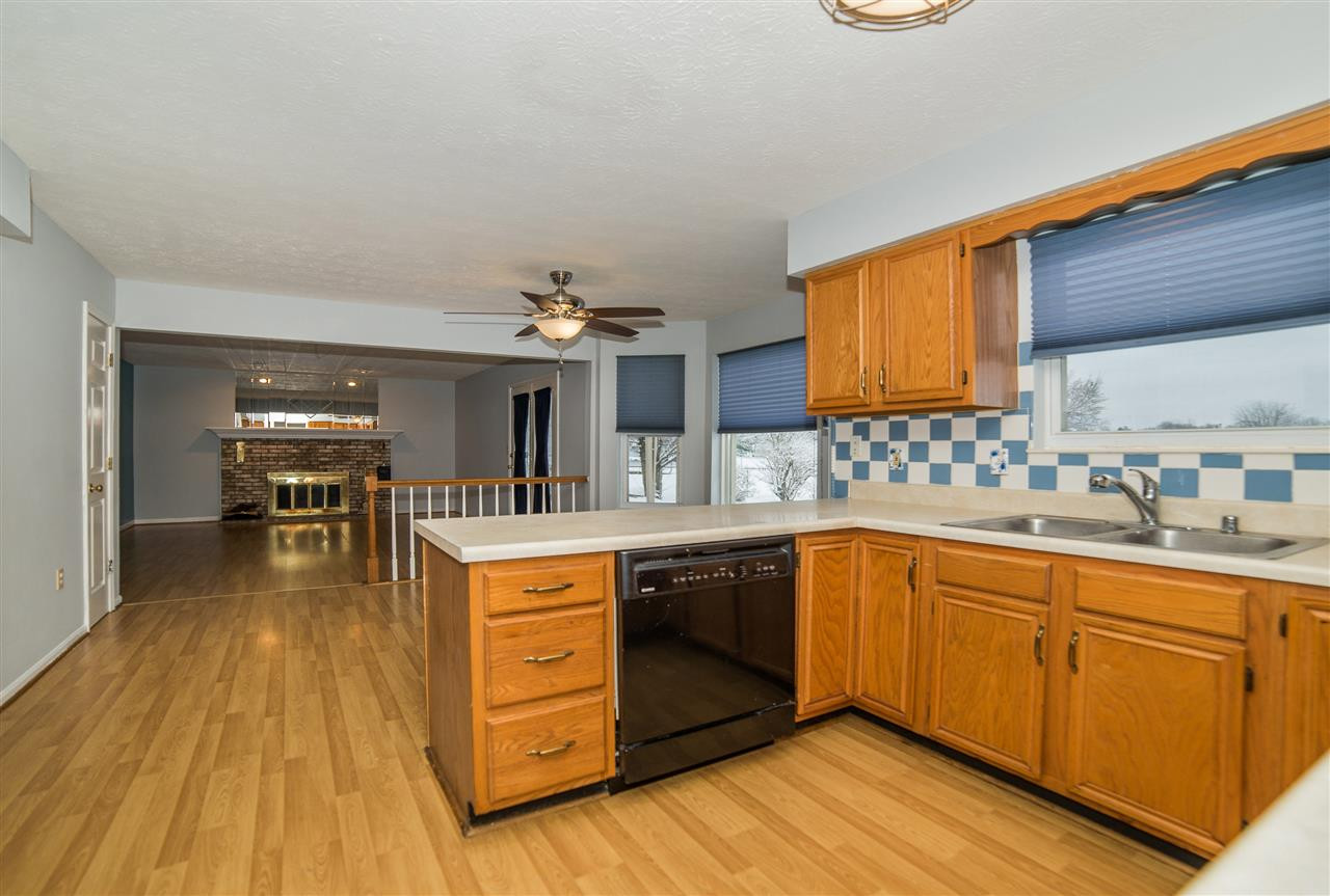 1419 Cayton Road Florence, KY 41042 - Photo 9 of 25 Gallery Image 9