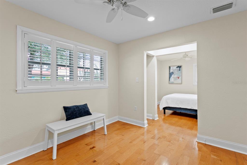 309 Park Ridge Avenue Temple Terrace, FL 33617 - Photo 39 of 60 a living room with furniture and a window