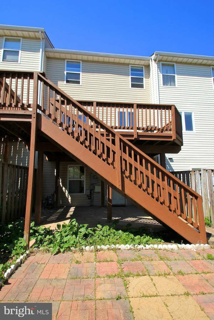 14807 Edman Road Centreville, VA 20121 - Photo 27 of 29 Exterior (Rear)