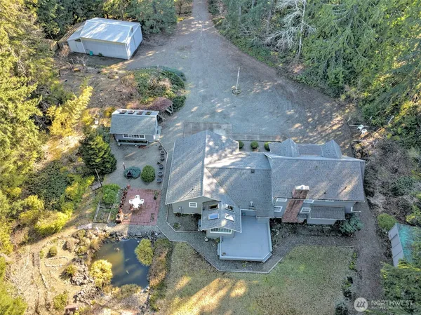$850,000 | 50 North Standstill Drive South, Hoodsport, WA 98548