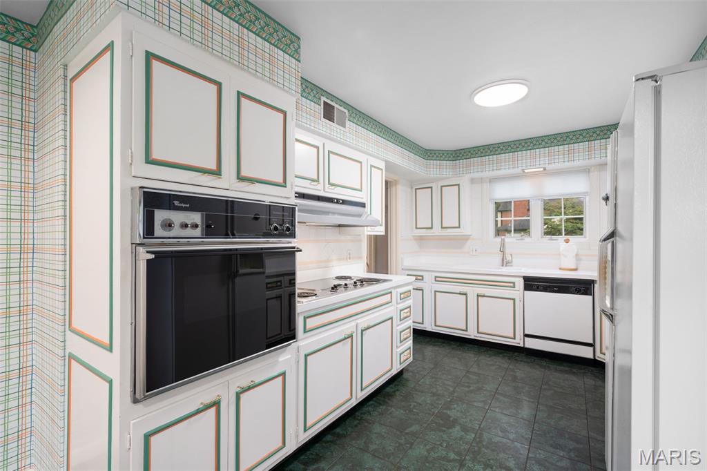 9291 Ladue Road Ladue, MO 63124 - Photo 17 of 59