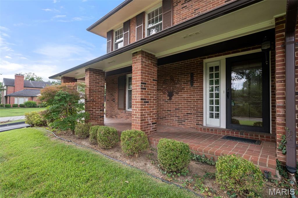 9291 Ladue Road Ladue, MO 63124 - Photo 3 of 59