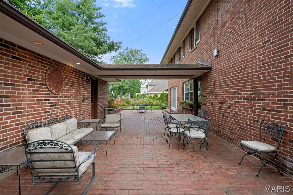 9291 Ladue Road Ladue, MO 63124 - Photo 44 of 59