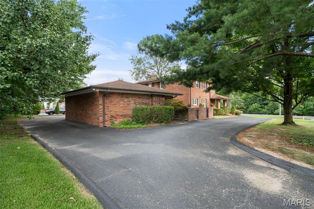 9291 Ladue Road Ladue, MO 63124 - Photo 49 of 59