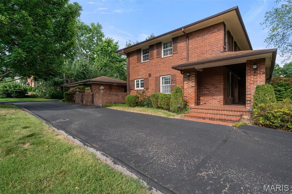 9291 Ladue Road Ladue, MO 63124 - Photo 50 of 59