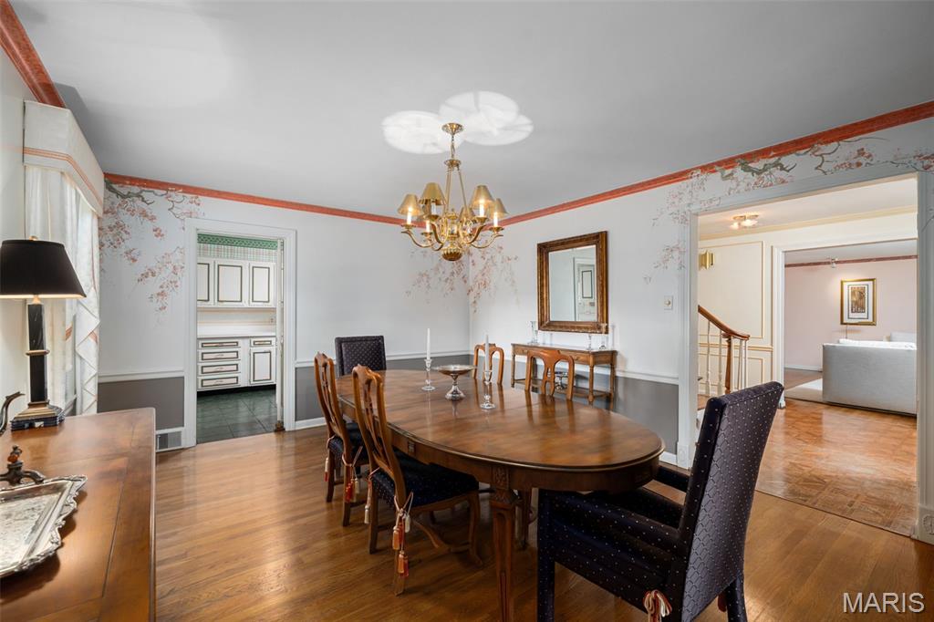 9291 Ladue Road Ladue, MO 63124 - Photo 8 of 59