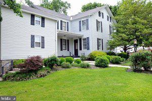 1566 Lime Valley Road Strasburg, PA 17579 - Photo 5 of 11 Gallery Image 5