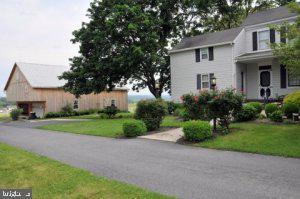 1566 Lime Valley Road Strasburg, PA 17579 - Photo 6 of 11 Gallery Image 6