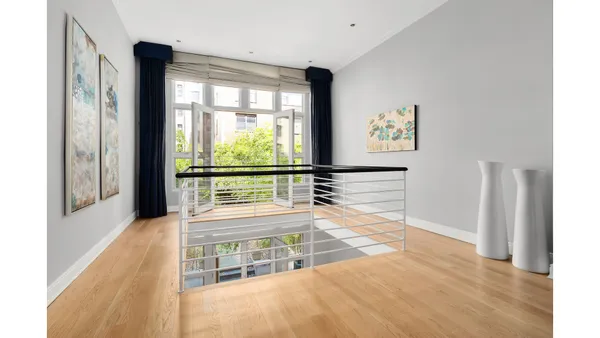 $50,000 | 235 East 72nd Street | Lenox Hill