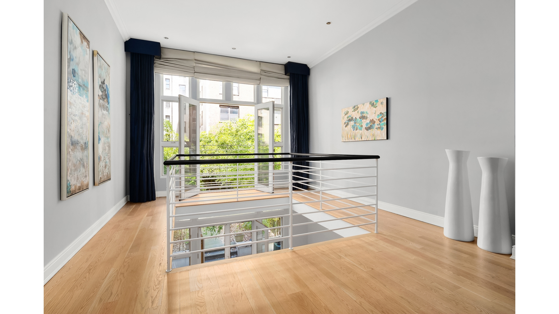 235 East 72nd Street Manhattan, NY 10021 - Photo 4 of 13