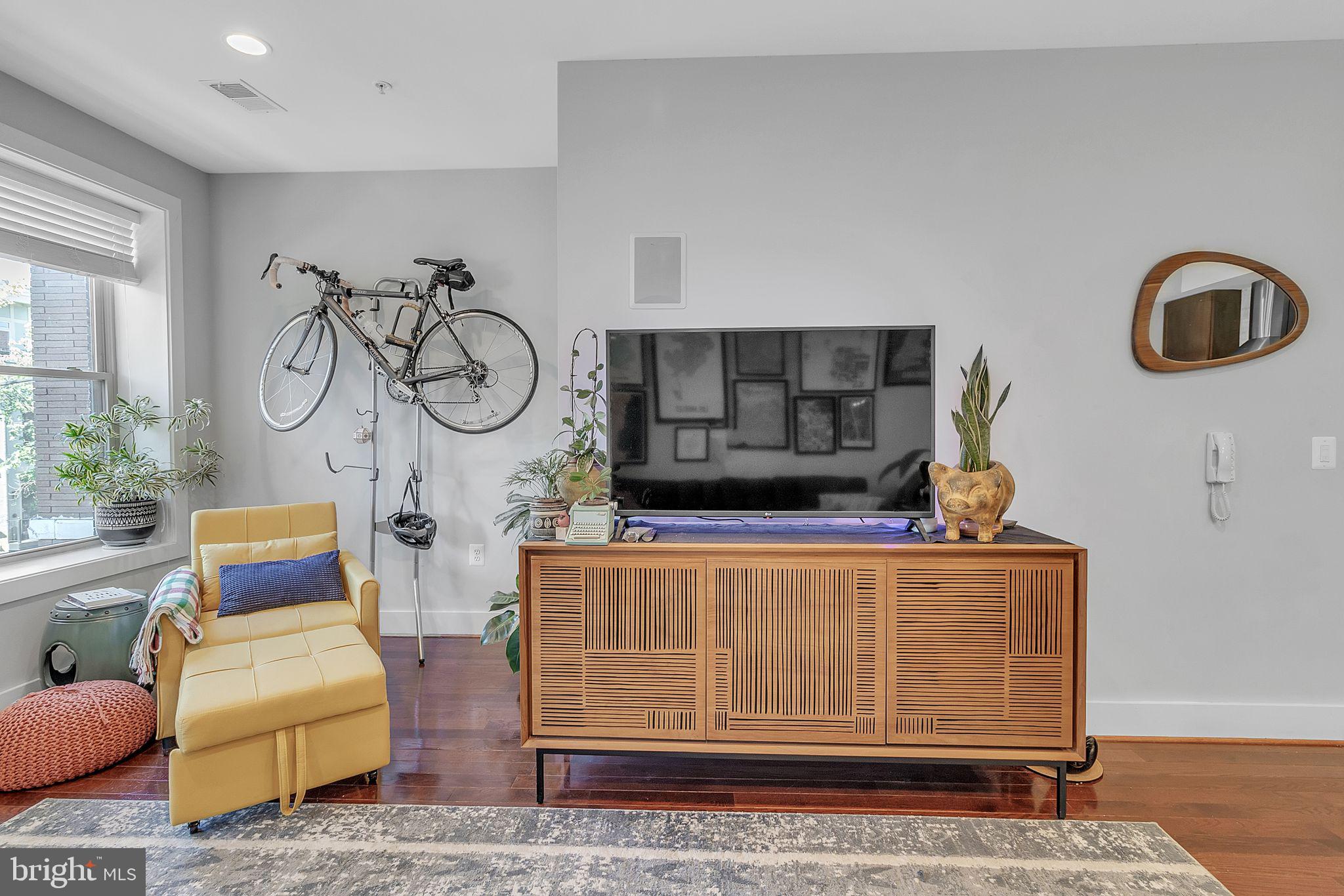 2505 17th Street Northwest, Unit 3 Washington, DC 20009 - Photo 8 of 23
