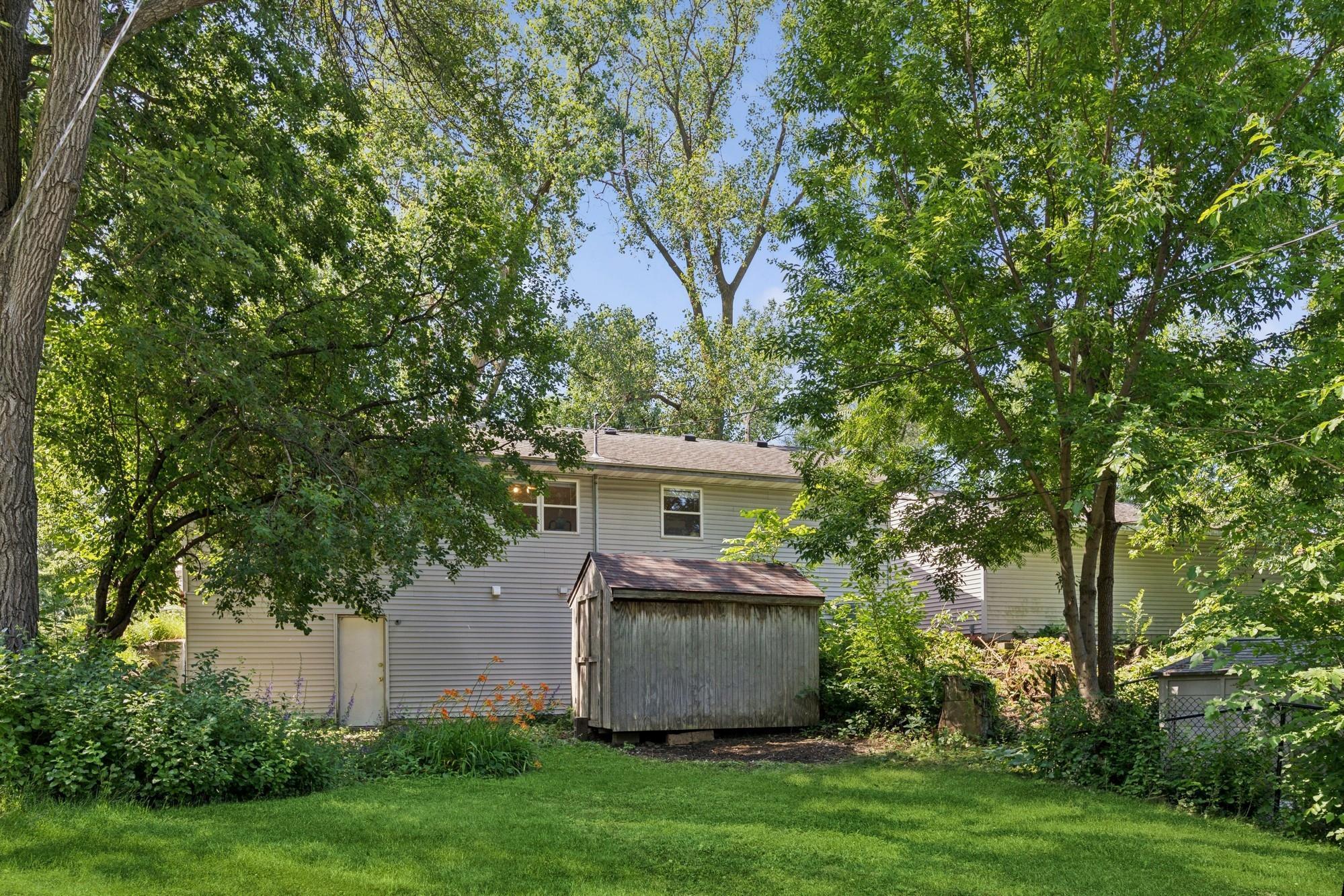 1624 Old Hudson Road St. Paul, MN 55106 - Photo 22 of 25 Gallery Image 22