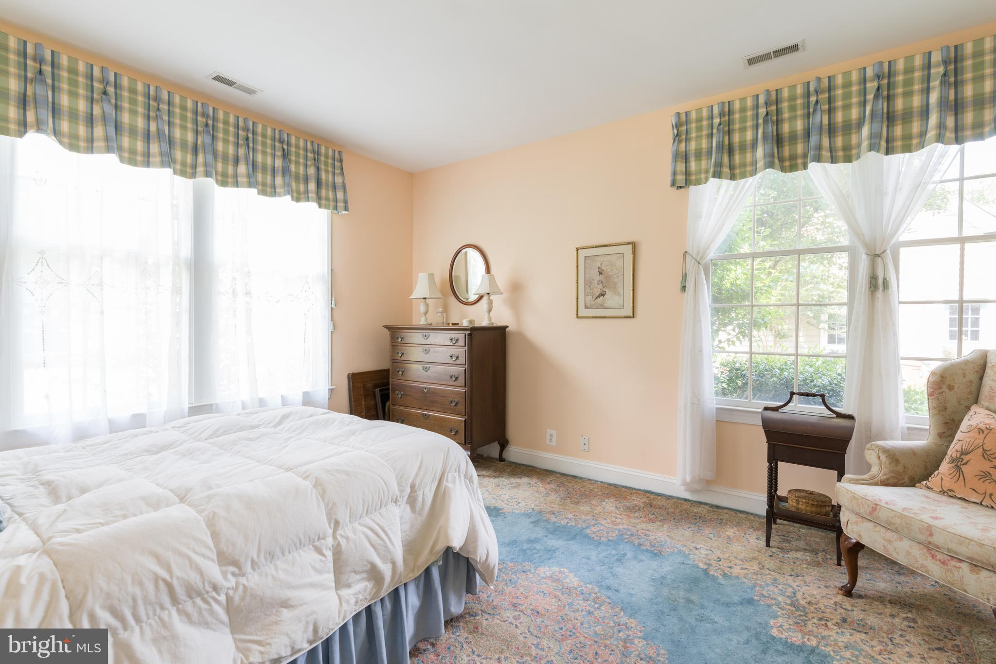 35285 Paxson Road, Unit A Round Hill, VA 20141 - Photo 19 of 30 Bedroom