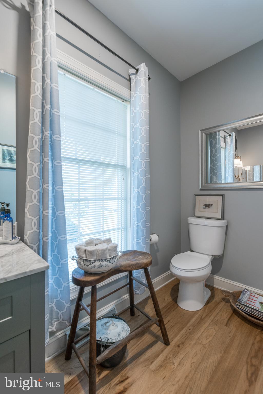 35285 Paxson Road, Unit A Round Hill, VA 20141 - Photo 21 of 30 Bath