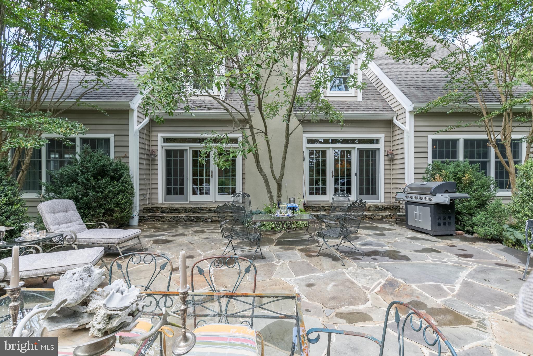 35285 Paxson Road, Unit A Round Hill, VA 20141 - Photo 24 of 30 Exterior (Rear)