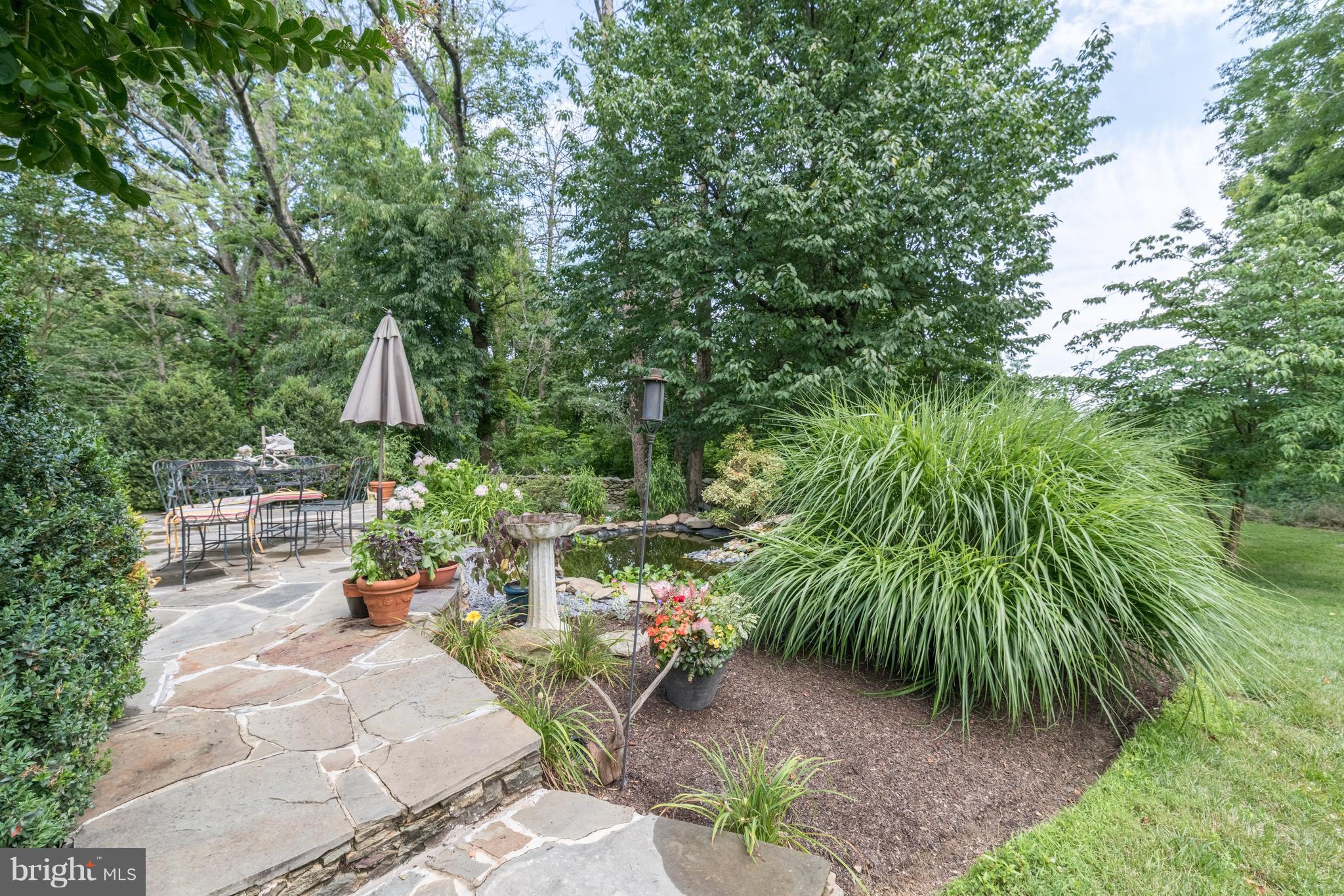 35285 Paxson Road, Unit A Round Hill, VA 20141 - Photo 26 of 30 Exterior (Rear)