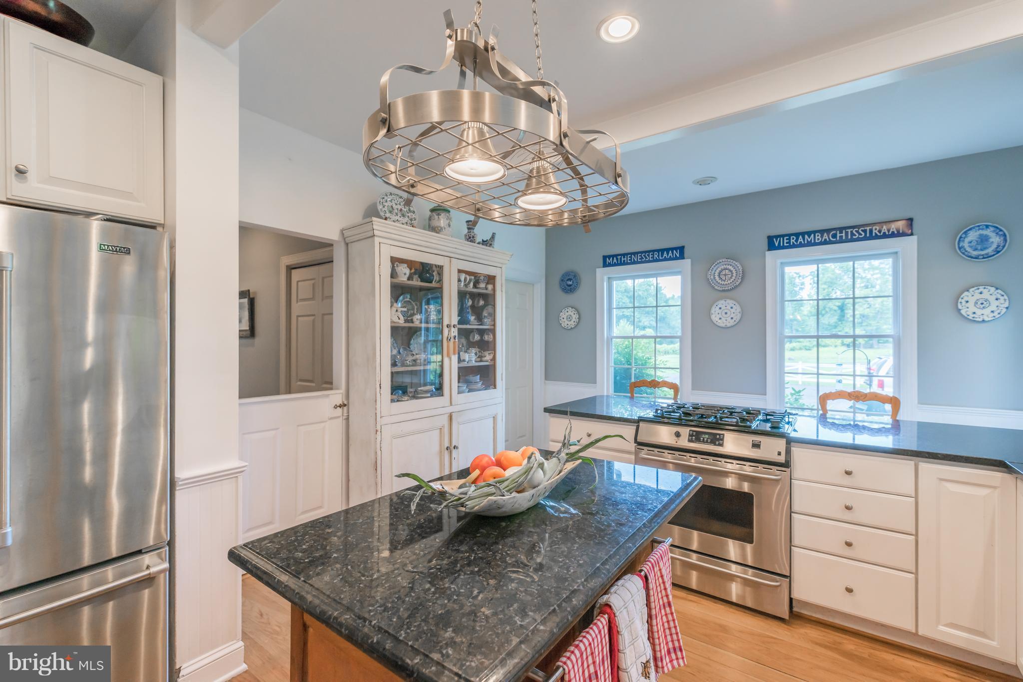 35285 Paxson Road, Unit A Round Hill, VA 20141 - Photo 6 of 30 Kitchen