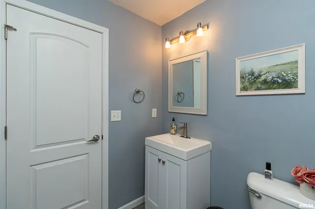 $215,500 | 1416 Vista Grande Drive, Pekin, IL 61554