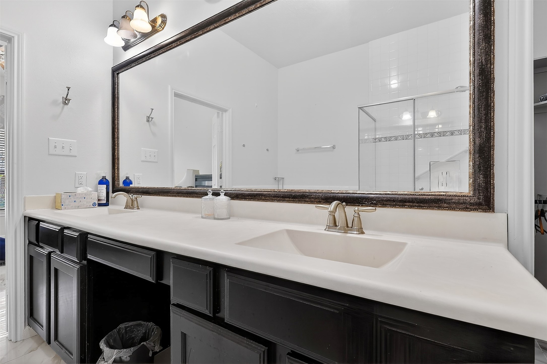 12432 Tyler Springs Lane Humble, TX 77346 - Photo 14 of 25 Prinary bath with granite countertops