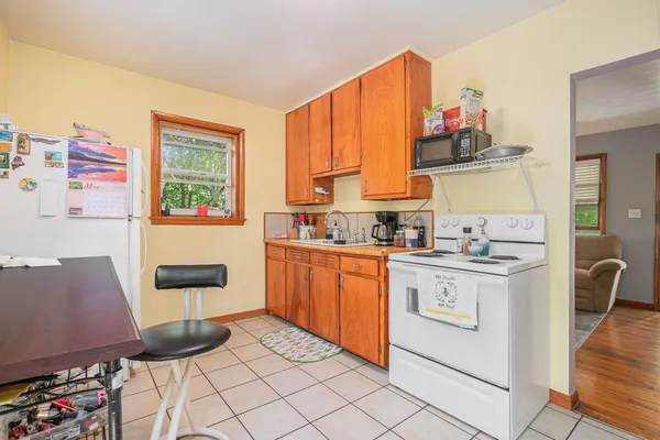 $590,000 | 121 East Michigan Street, New Buffalo, MI 49117
