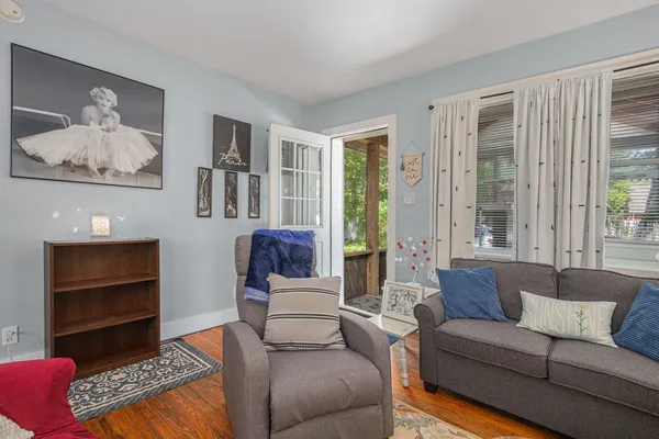 $590,000 | 121 East Michigan Street, New Buffalo, MI 49117