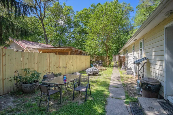 $590,000 | 121 East Michigan Street, New Buffalo, MI 49117
