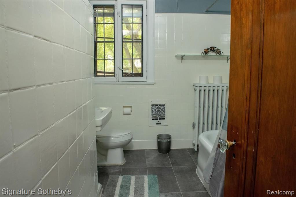 1318 Audubon Road Grosse Pointe Park, MI 48230 - Photo 24 of 35