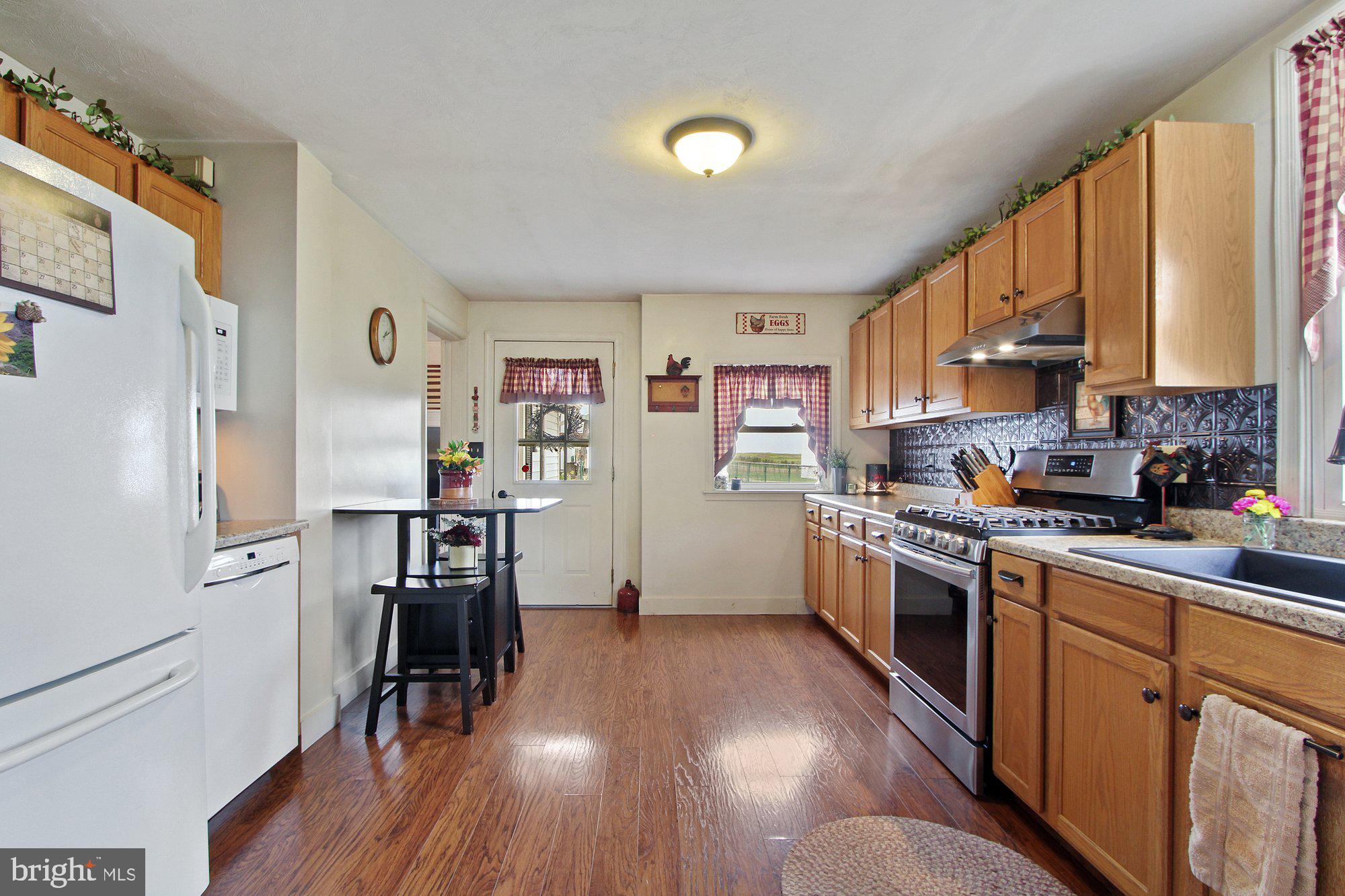 5149 West Canal Road Dover, PA 17315 - Photo 6 of 28 Gallery Image 6