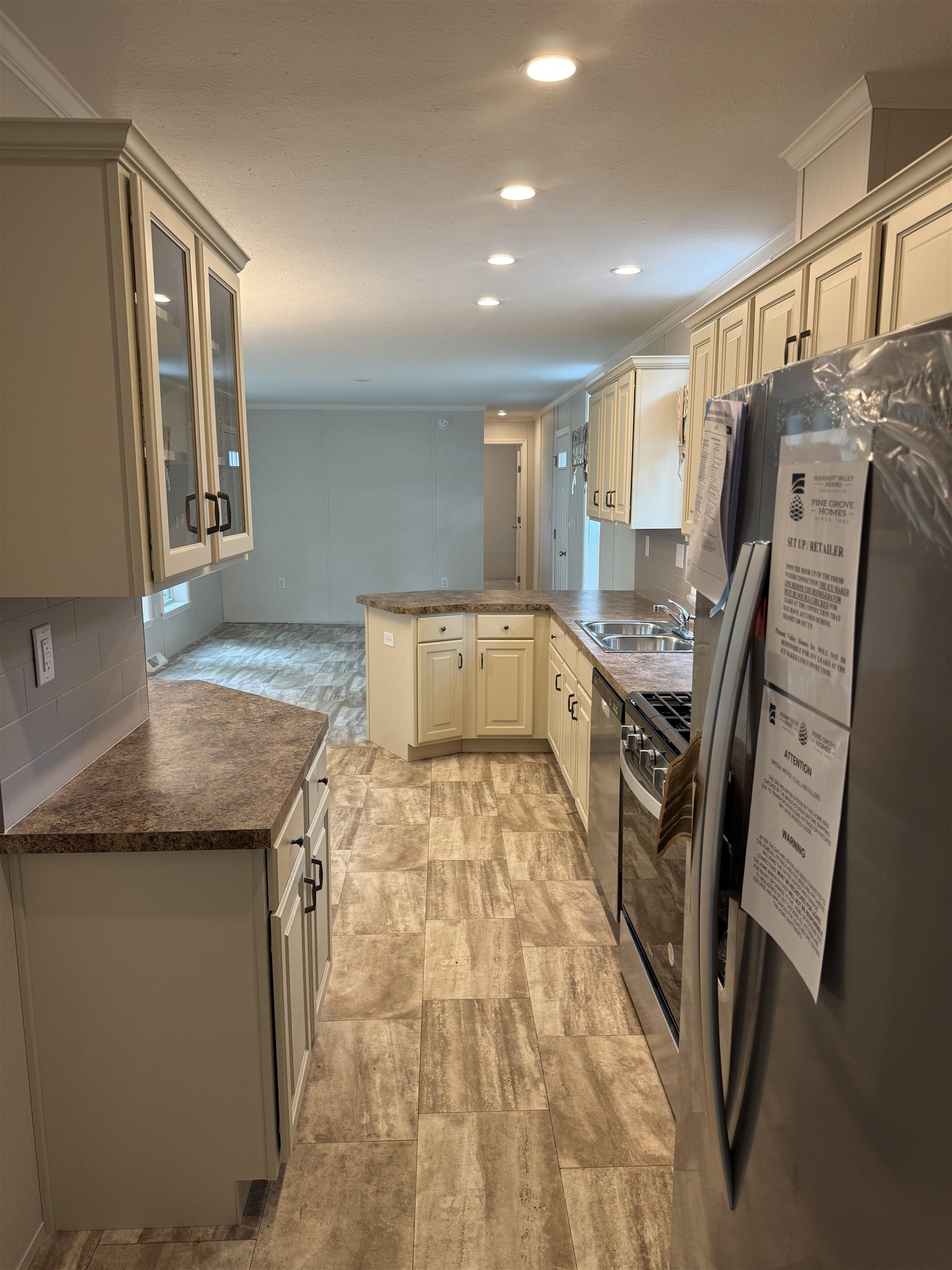 9 Sargents Place, Unit 113 Gilford, NH 03249 - Photo 12 of 23