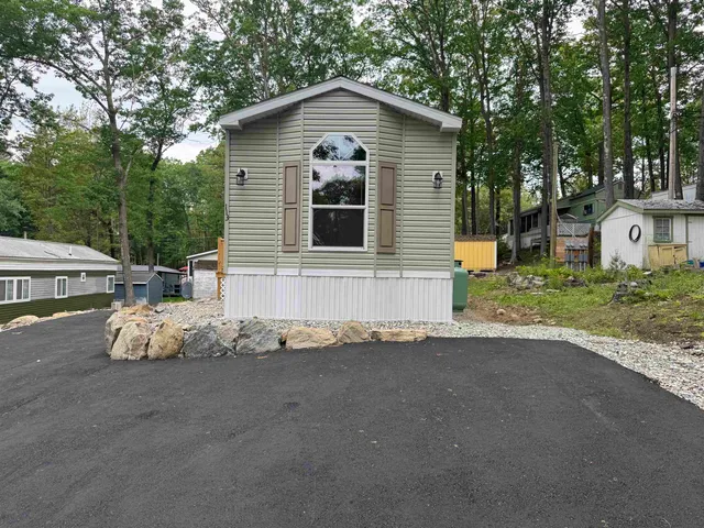 $179,900 | 9 Sargents Place, Unit 113, Gilford, NH 03249