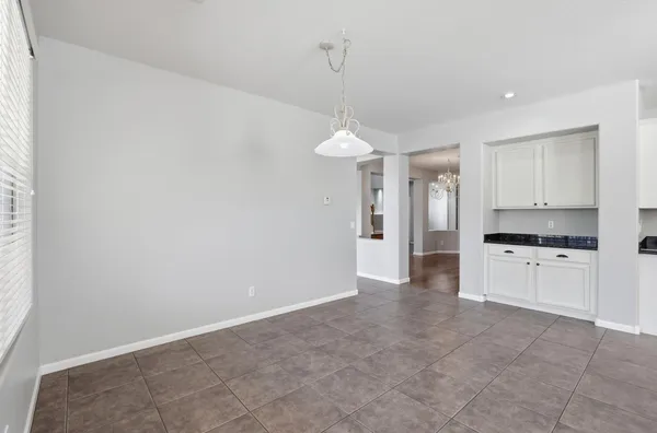 $3,695 | 3565 East Vaughn Court, Gilbert, AZ 85234