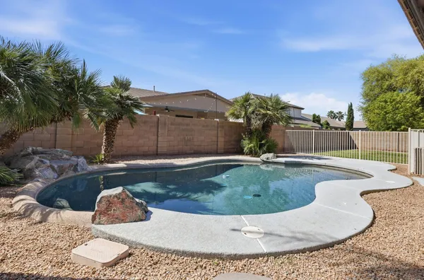 $3,695 | 3565 East Vaughn Court, Gilbert, AZ 85234