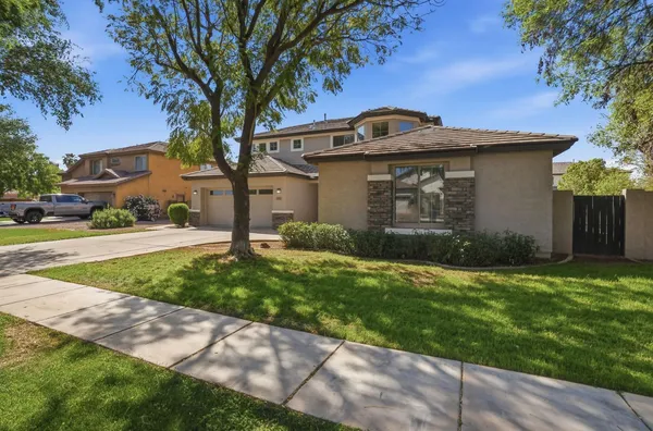 $3,695 | 3565 East Vaughn Court, Gilbert, AZ 85234