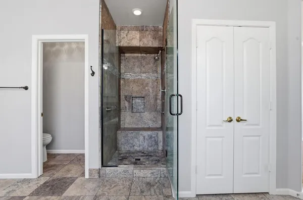 $3,695 | 3565 East Vaughn Court, Gilbert, AZ 85234