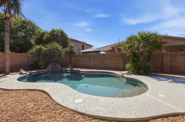 $3,695 | 3565 East Vaughn Court, Gilbert, AZ 85234