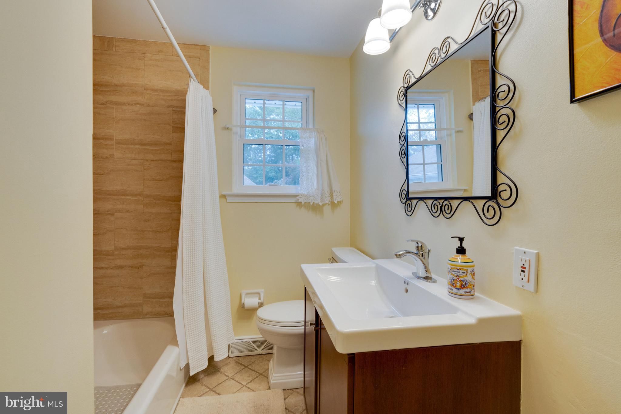 3014 Darby Road Ardmore, PA 19003 - Photo 21 of 27 Hall bathroom