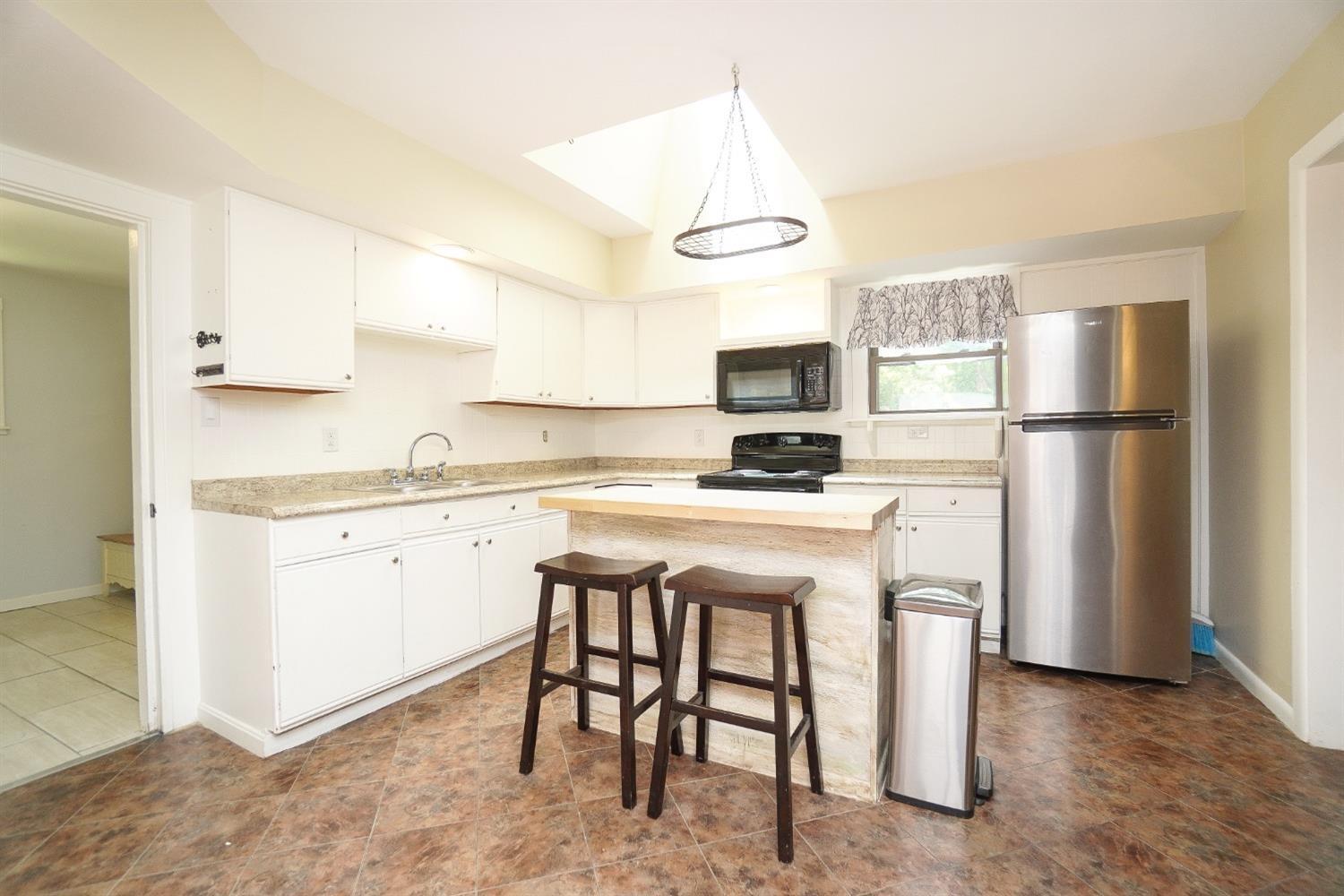3909 Fulton Grove Road Cincinnati, OH 45245 - Photo 6 of 30 Gallery Image 6