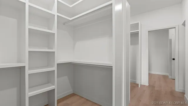 $885,000 | 420 Outer Drive, Lake Ozark, MO 65049